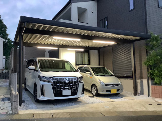 洗車用 雨天時用に頑丈な屋根がついたテリオスポート 折板カーポート工事 福岡市 ｔ様邸 エクステリアの専門店エクステリア プロ